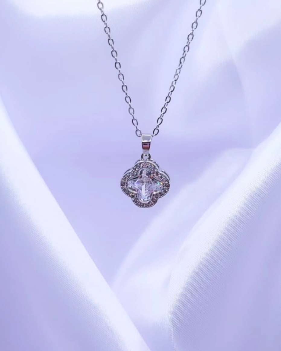 Collier NELYA