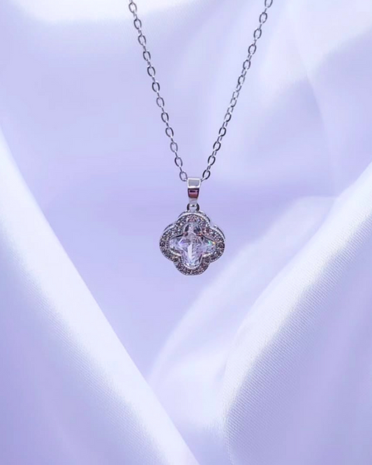 Collier NELYA
